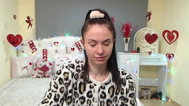 Snapshot of KaraCriegs chatting on February 2026 09:11:01 PM KaraCriegs online show from February 2026 09:11:01 PM