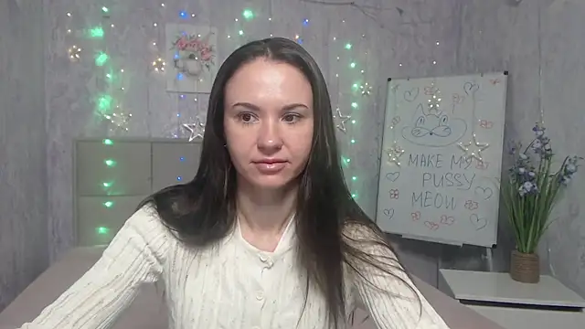 Snapshot of KaraCriegs chatting on September 2025 05:52:02 PM KaraCriegs online show from September 2025 05:52:02 PM
