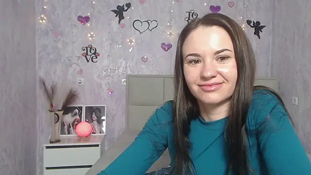 Snapshot of KaraCriegs chatting on March 2025 12:28:02 AM KaraCriegs online show from March 2025 12:28:02 AM