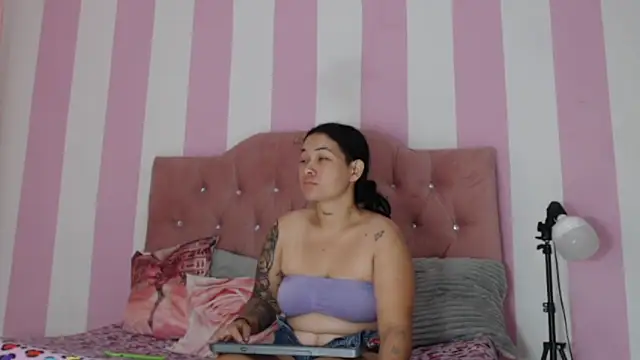 zaleya mateus online show from April 2026 11:01:01 AM