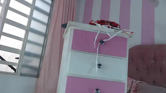 zaleya mateus online show from April 2026 01:28:02 PM