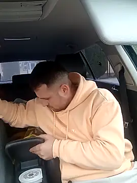 LucianM6 online show from November 2025 09:46:02 AM