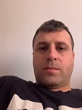 LucianM6 online show from April 2026 09:11:01 AM