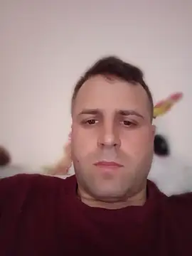 LucianM6 online show from March 2026 03:32:02 PM