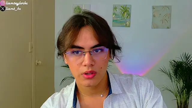 Liam Taylor online show from December 2025 10:20:02 PM