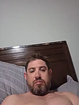 caliguy37 online show from May 2026 05:05:01 AM