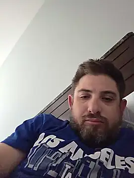 caliguy37 online show from June 2026 04:50:01 PM