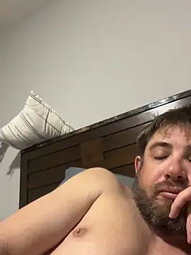 caliguy37 online show from February 2026 06:23:01 AM