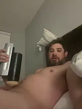 caliguy37 online show from February 2026 06:24:02 AM