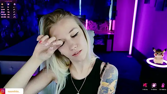 Snapshot of ShhhO_O chatting on March 2026 12:44:02 PM ShhhO O online show from March 2026 12:44:02 PM