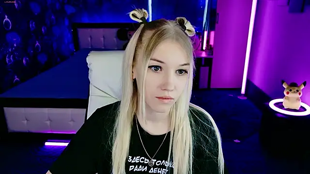 Snapshot of ShhhO_O chatting on March 2026 09:33:02 AM ShhhO O online show from March 2026 09:33:02 AM