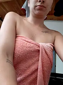Iris love18 online show from May 2026 01:39:01 PM