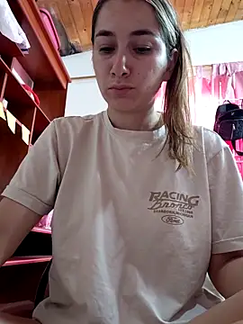 Iris love18 online show from May 2026 02:39:02 PM