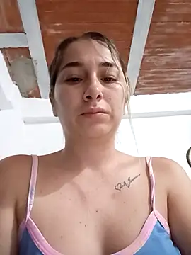 Iris love18 online show from November 2025 02:06:01 PM