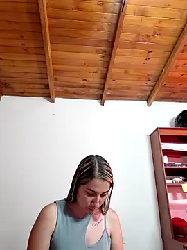 Snapshot of Iris_love18 chatting on April 2026 01:59:01 PM Iris love18 online show from April 2026 01:59:01 PM