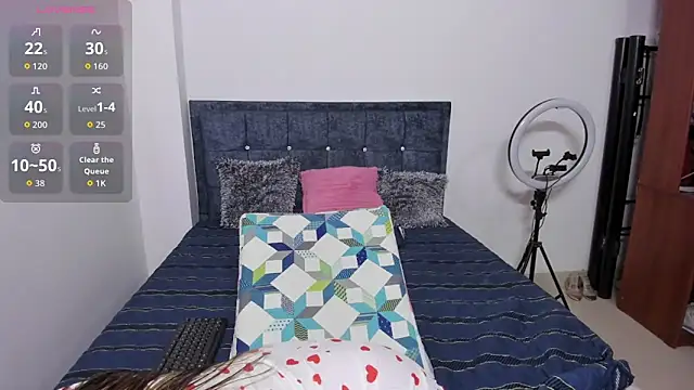 Iris love18 online show from September 2025 01:10:02 AM