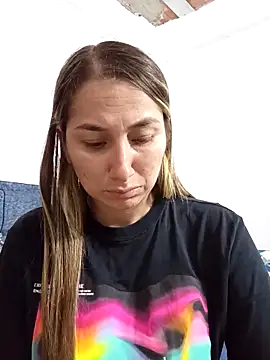 Iris love18 online show from October 2025 05:14:01 PM