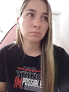 Iris love18 online show from November 2025 09:37:01 PM