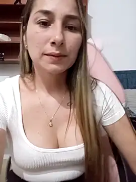 Iris love18 online show from November 2025 02:10:01 AM