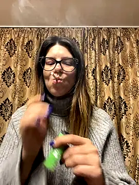 NadiraNoor online show from November 2025 11:37:02 PM