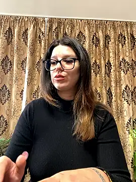 NadiraNoor online show from April 2026 05:09:01 AM