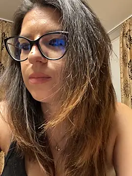 NadiraNoor online show from March 2026 04:10:02 PM