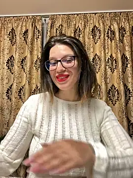 NadiraNoor online show from April 2026 09:08:01 PM