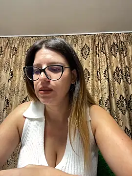 NadiraNoor online show from October 2025 08:53:02 PM