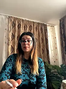 NadiraNoor online show from January 2026 12:30:01 PM