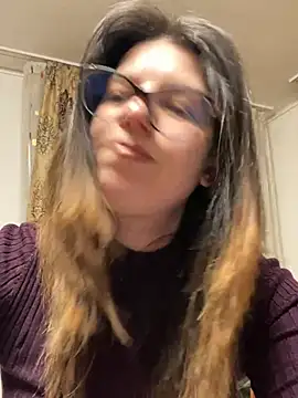 NadiraNoor online show from February 2026 10:31:01 PM