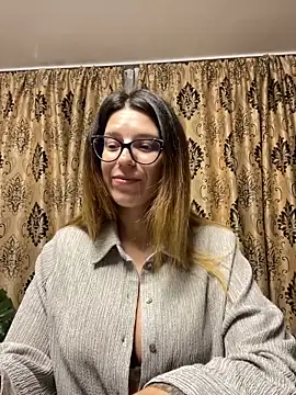 NadiraNoor online show from October 2025 09:38:02 PM