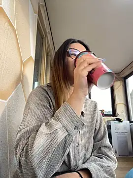 NadiraNoor online show from October 2025 02:16:02 PM