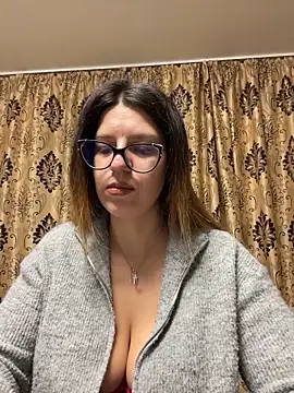 NadiraNoor online show from November 2025 04:13:01 AM