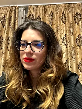 NadiraNoor online show from November 2025 12:47:02 AM