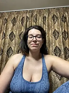 NadiraNoor online show from April 2026 08:04:02 PM