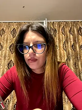 NadiraNoor online show from September 2025 10:01:02 PM