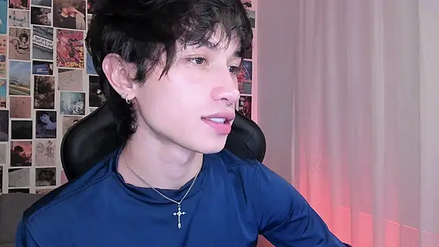 Snapshot of liamelf chatting on March 2025 04:19:01 AM liamelf online show from March 2025 04:19:01 AM