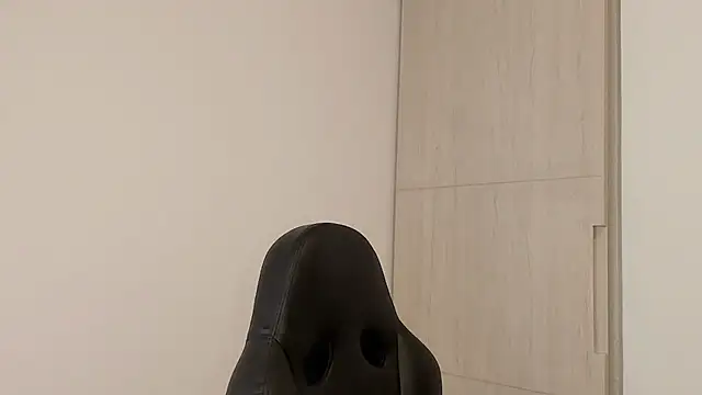 liamelf online show from February 2026 05:18:02 AM