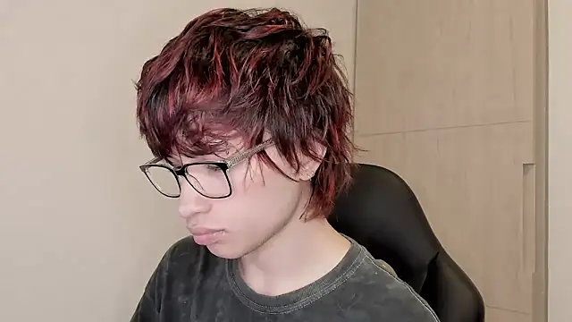 liamelf online show from February 2026 02:10:02 AM