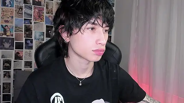 Snapshot of liamelf chatting on September 2025 07:04:02 AM liamelf online show from September 2025 07:04:02 AM