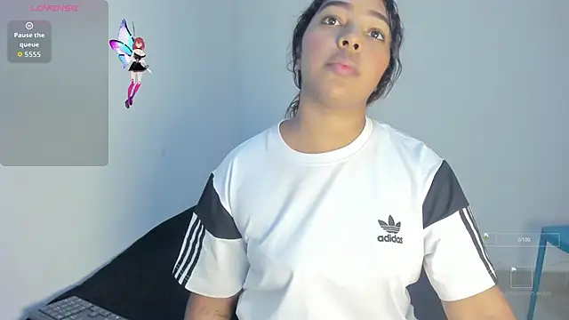 Maya Graham online show from November 2025 05:22:02 AM