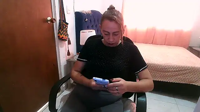 Chanel 87xxx online show from February 2026 08:33:02 PM