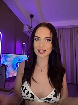 AvaGianna online show from February 2025 04:57:01 PM