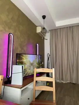 AvaGianna online show from November 2025 02:05:01 PM