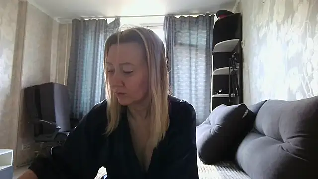 WindChristy online show from April 2026 09:05:01 AM