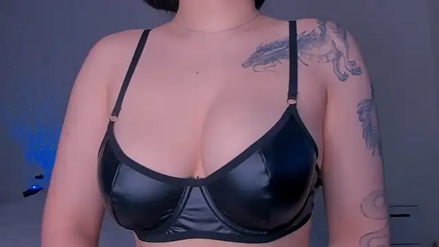 MeowRinnie online show from October 2025 10:17:01 AM