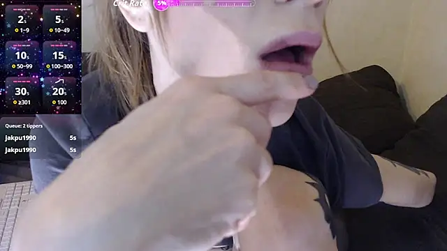 Snapshot of GinaAngelina chatting on September 2025 03:34:02 PM GinaAngelina online show from September 2025 03:34:02 PM