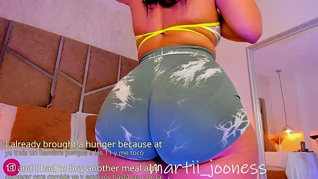 Martinaa Jones  online show from March 2025 12:42:02 AM