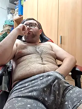 Javier bear online show from April 2026 12:23:01 PM
