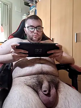 Javier bear online show from April 2026 11:58:01 AM